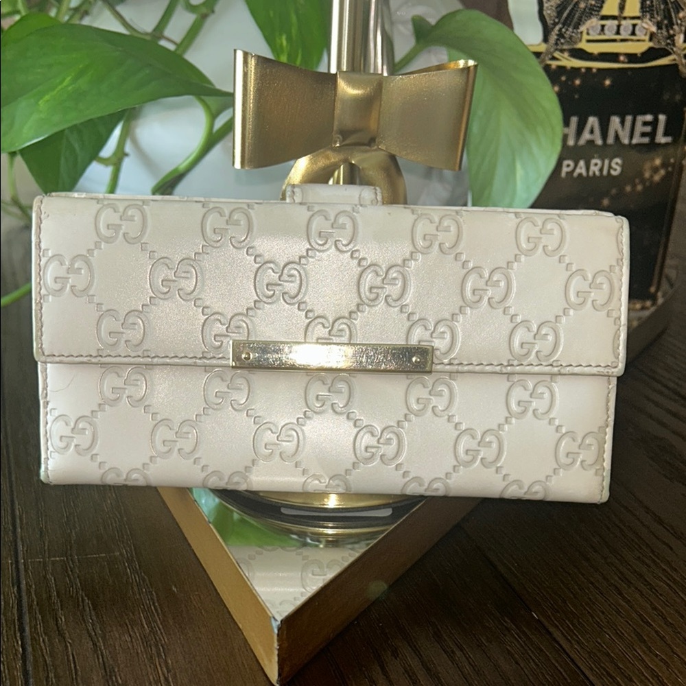Gucci Guccissima GG logo Wallet